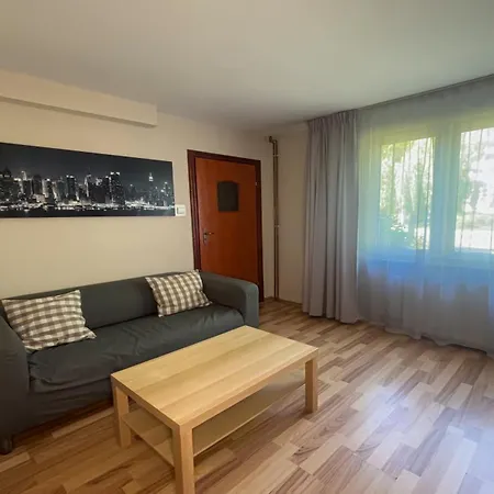 City Hostel *