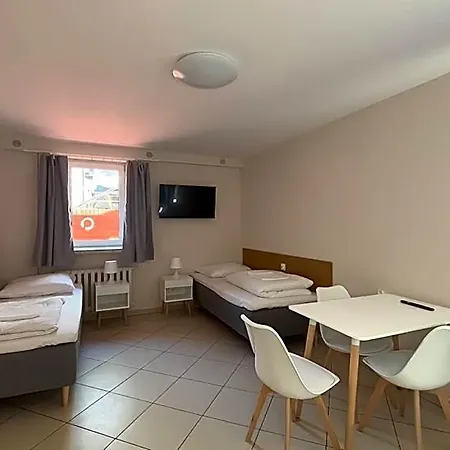 City Hostel *