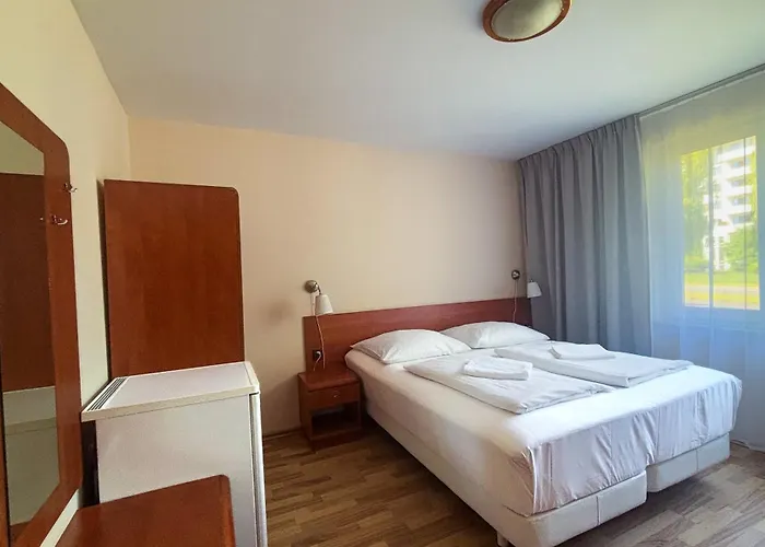 City Hostel Auberge de jeunesse *