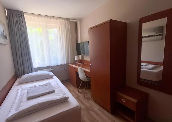 City Hostel Albergue